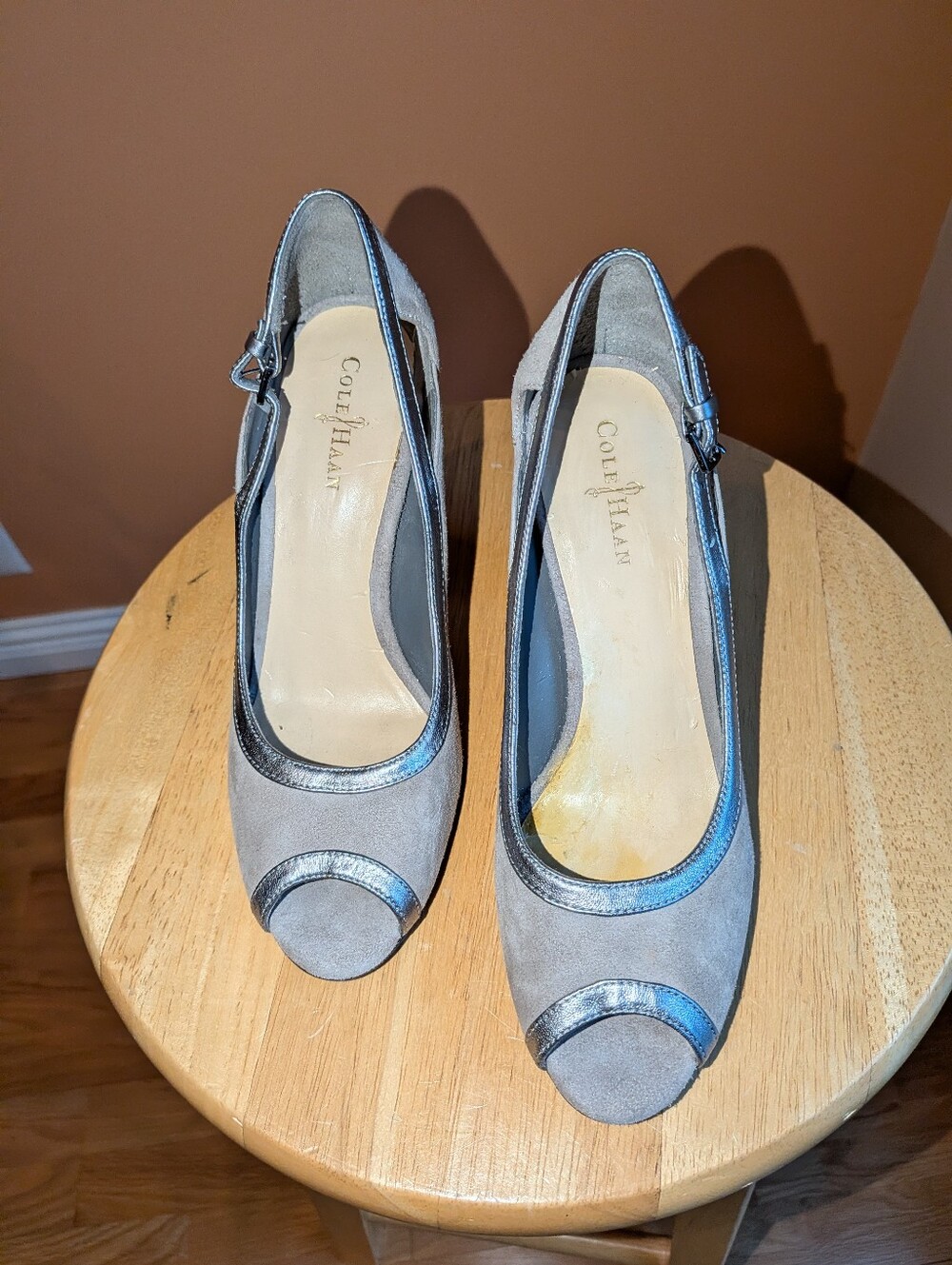 Cole Haan Women's Gray Suede Peep-Toe Heels with Metallic Trim Size 5 1/2 B